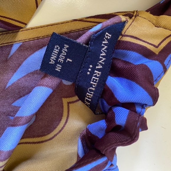 Banana Republic halter style top - Picture 5 of 5